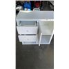 Image 2 : WHITE STORAGE UNIT