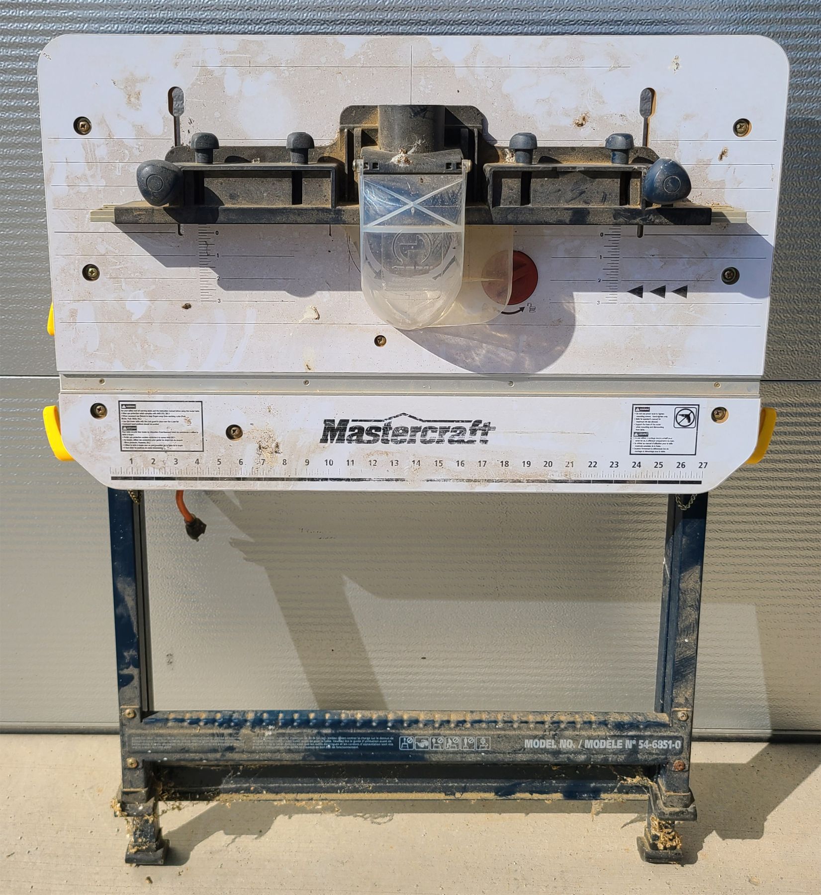 MASTERCRAFT ROUTER TABLE - 20 x 30 INCHES