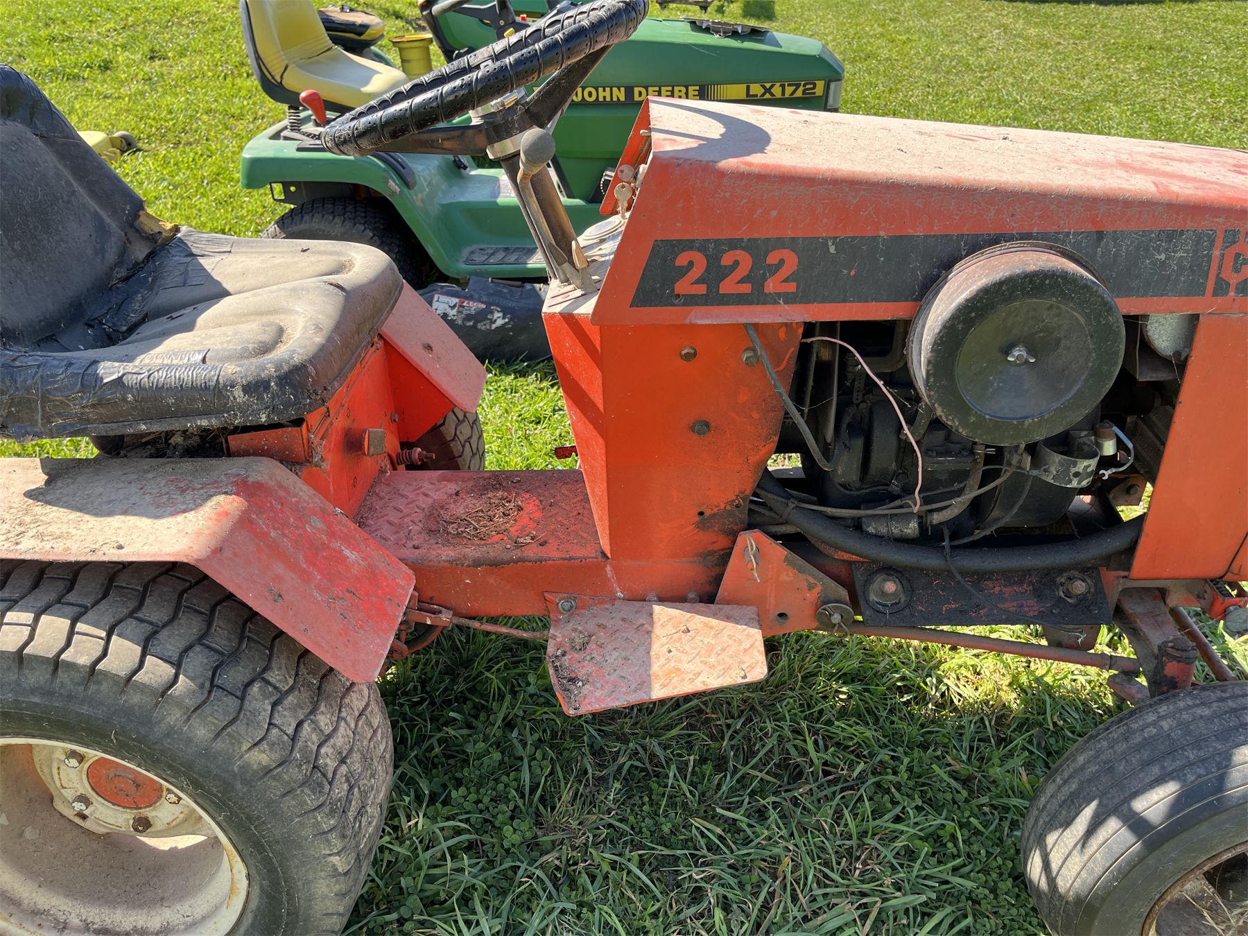 Case 222 Disc CASE 222 RIDING MOWER W/ DECK - SEE ALL PICS