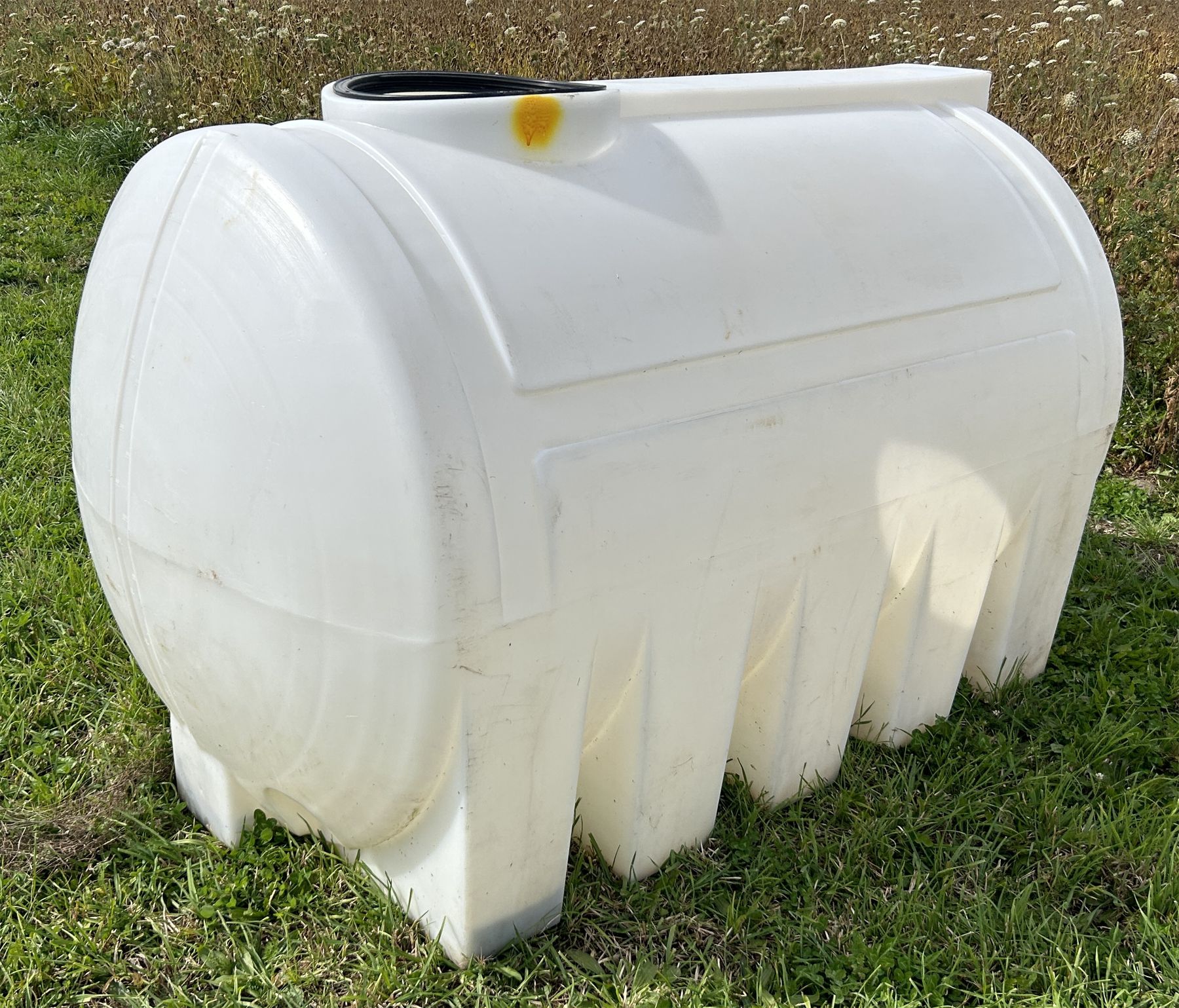 Poly Tank Rambo 500 POLY TANK - APPROX 500 GAL - Kidd Family Auctions