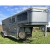 Image 2 : '97 SUNDOWNER HORSE TRAILER - 17 FOOT PLUS GOOSENECK - TANDEM