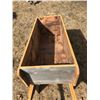 Image 4 : Wood Wheelbarrow w Metal Wheel