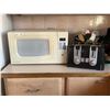 Image 1 : Diplomat Microwave and Black And Decker Toaster