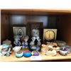 Image 1 : Assortment Of Shelf Decor