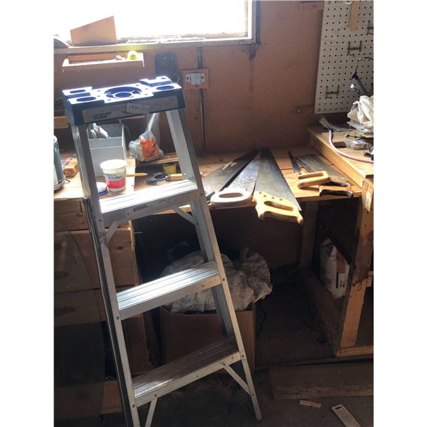 4ft Lite Stepladder And Assorted Handsaws