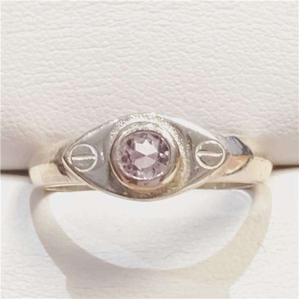 SILVER AMETHYST  RING (~SIZE 8)(~WEIGHT 4.07G)