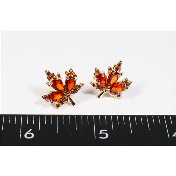 NEW GOLD TONE RHINESTONE MAPLE LEAF STUD EARRINGS