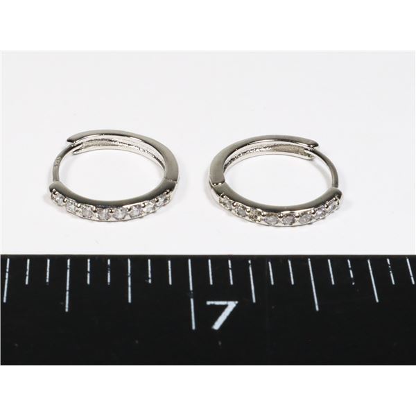 1 PAIR STAMPED 925 12 MM EARRINGS WITH CLEAR