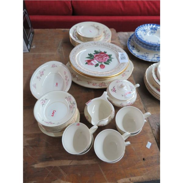 Eggshell Nautilus China Set