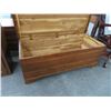 Image 2 : Tenne Cedar Chest