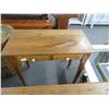 Image 2 : Small Oak Writing Desk