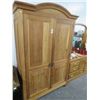 Image 1 : Hardwood Armoire