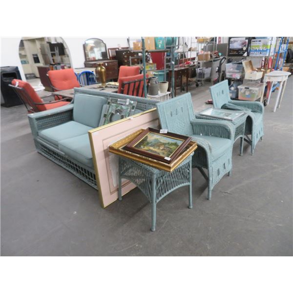 Wicker Patio Sofa/2 Chairs/2 End Tables Set