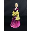 Image 2 : Vintage Royal Doulton Figurine "Loretta"