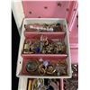 Image 2 : Vintage Jewelry Case w/Lot Of Jewelry