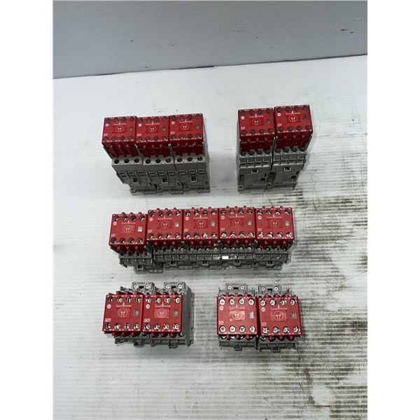 Lot Of Allen Bradley Contactors 24VDC Coils