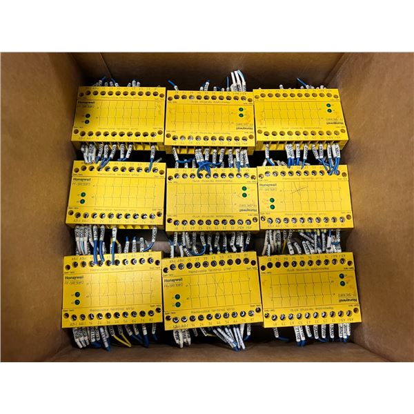 Lot of (9) Honeywell #FF-SRE30812 Extension Modules