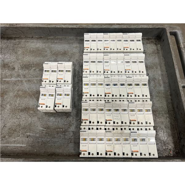 Lot of Bussman / Cooper Fuse Holders #CH30J2 & CH30J33
