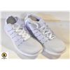 Image 1 : NEW WOMENS SIZE 8.5 WHITE SLIP ON RUNNING SHOES