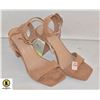 Image 1 : WOMENS BEIGE ANKLE STRAP HEELS SANDAL SIZE 7.5