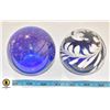 Image 1 : 2 MID CENTURY ART GLASS PAPER WEIGHTS