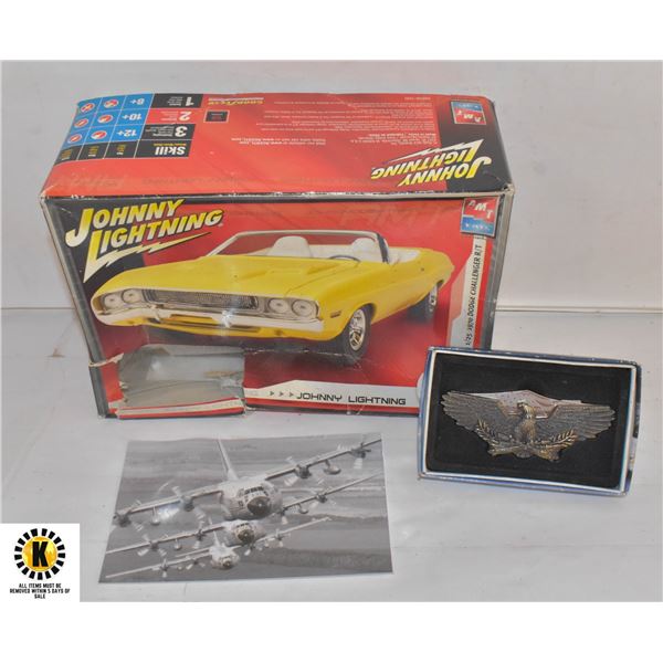 COLLECTIBLE LOT - JOHNNY LIGHTNING 1970 CHALLENGER