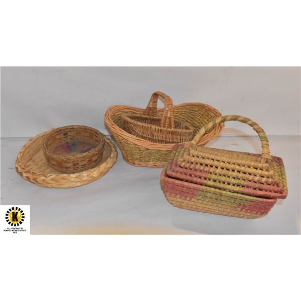 5 HAND WOVEN REED & ASSTD BASKETS. ESTATE