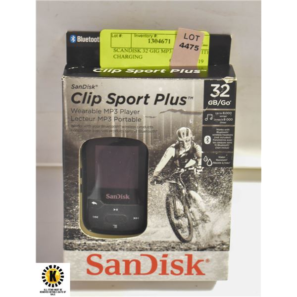 SCANDISK 32 GIG MP3 PLAYER WITH CHARGING