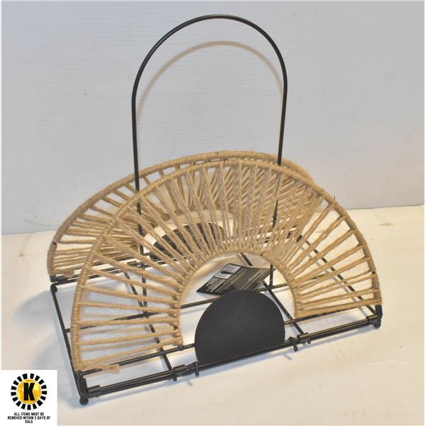 NEW UNBOXED HOME TRENDS METAL/ROPE MAGAZINE RACK