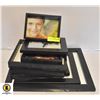 Image 1 : 8 PICTURE FRAME SET