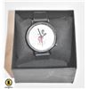 Image 1 : NEW MICKEY MOUSE QUARTZ MOVEMENT WATCH