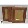 Image 1 : SET OF 4 WOODEN PICTURE FRAMES 11X13