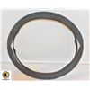 Image 1 : NEW BLACK PLU LEATHER STEERING WHEEL COVER, 15"
