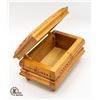 Image 2 : VINTAGE UKRANIAN HANDCARVED WOODEN BOX