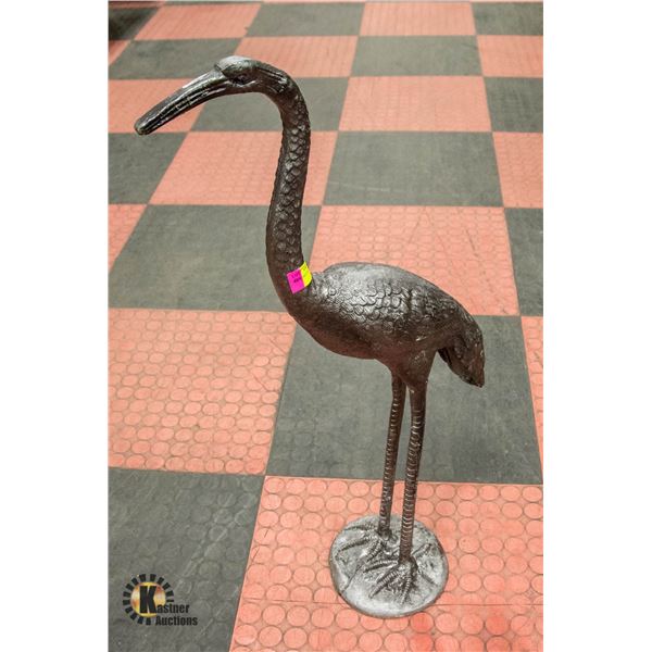 35 INCH LARGE METAL GARDEN CRANE