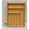 Image 1 : NEW UNPACKED BAMBOO EXPANDABLE CUTLERY TRAY