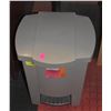 Image 1 : 5 GALLON STEP GARBAGE CAN