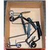 Image 1 : BOX WITH 4 BLACK METAL PLANT/LIGHT