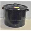 Image 1 : ENAMEL WARE CANNER WITH LID/HANDLES