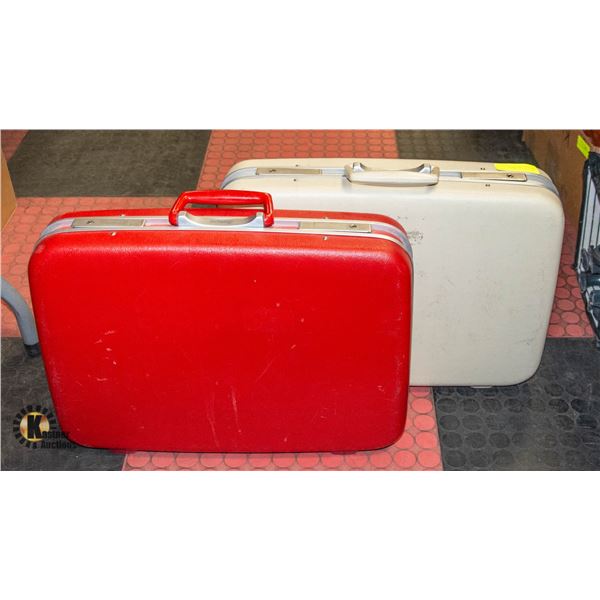 PAIR OF VINTAGE SUITCASES