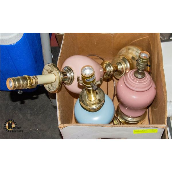 LOT OF 3 VINTAGE LAMPS