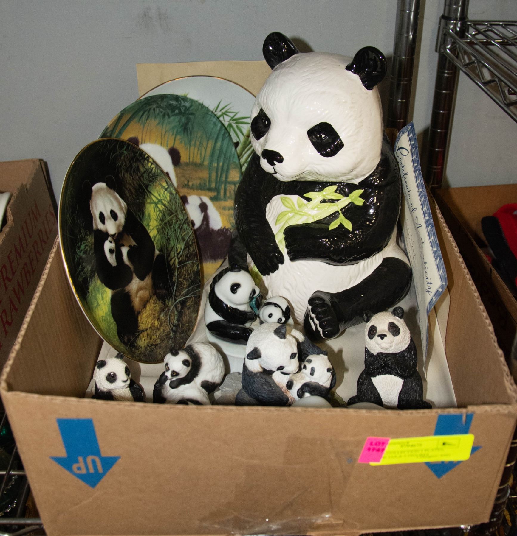 PANDA COLLECTION 3 PLATES, COOKIE JAR, & 9 FIGURES