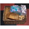 Image 1 : LOT OF BASKETS/STORAGE CONTAINERS