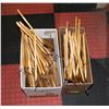 Image 1 : 2 BOXES FULL OF WOODEN COAT HANGERS