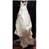 Image 1 : CASABLANCA SIZE 8 WEDDING DRESS-ESTATE