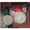 Image 1 : BOX FULL OF LARGE TUPPERWARE CONTAINERS