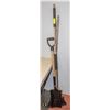 Image 1 : SHOVEL, GARDEN HOE AND BROOM