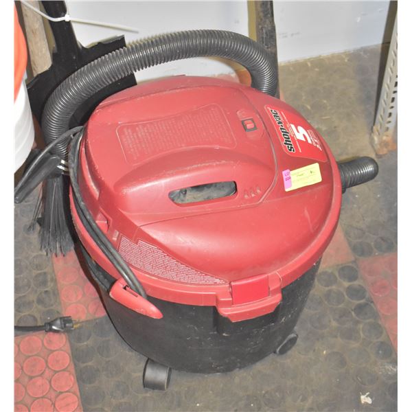 SHOP VACUUM 5 GALLON