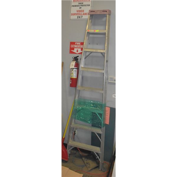 7 FT. LADDER