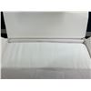 Image 2 : Lot of 1 California Design Den 400 Thread Count Sheet Set - Queen Size - White